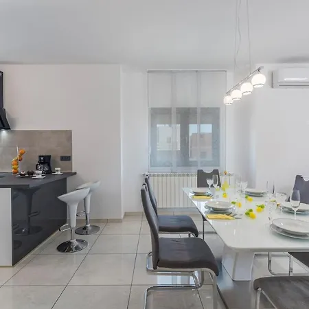 Tria Villa Žminj