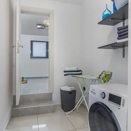 Tria Villa Žminj
